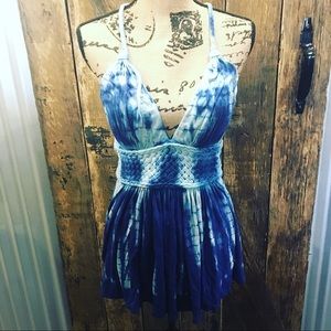 Venus Tank-Top Blue Tie-die 🌞